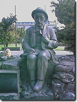 Padraic O'Conaire Statue